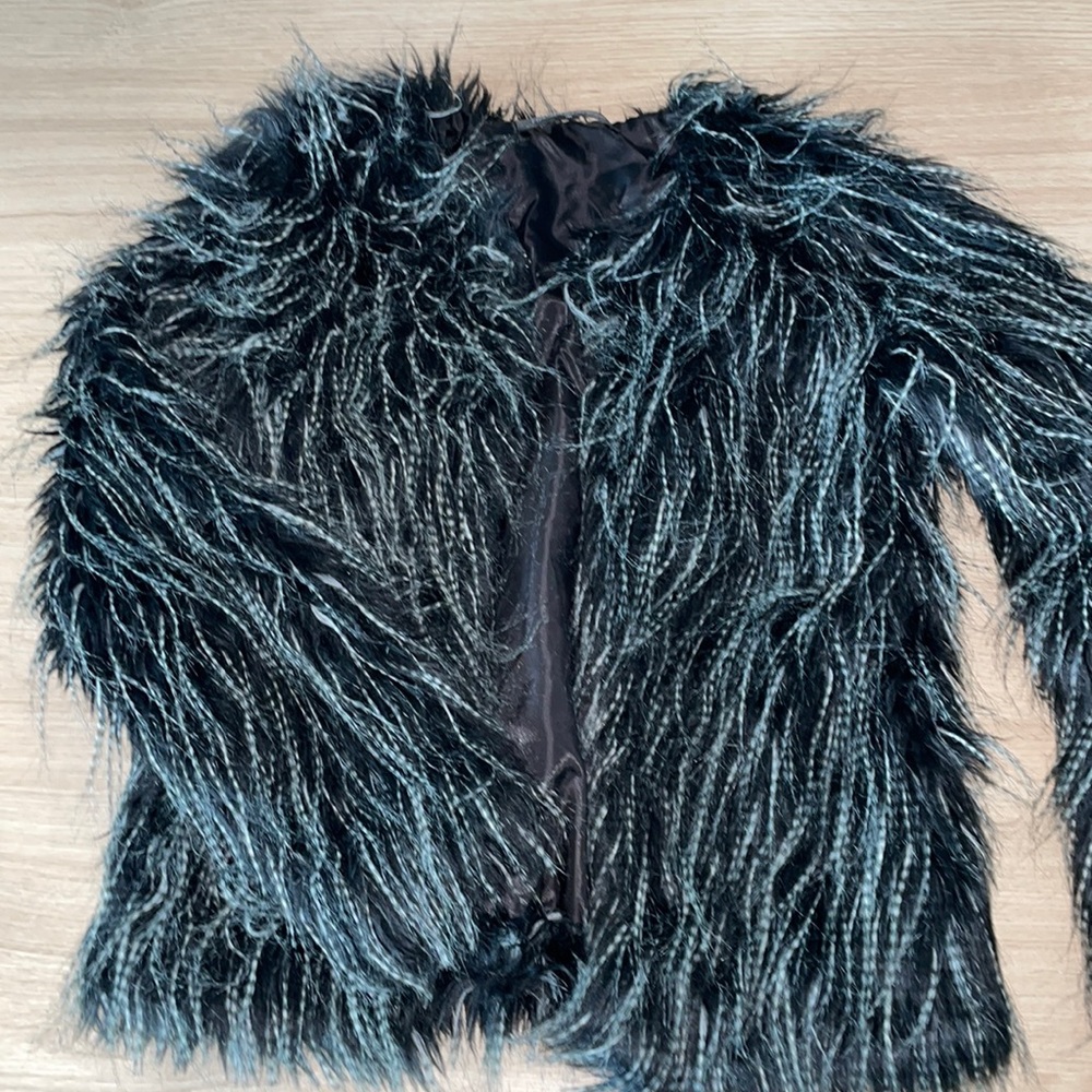Haoduoyi Faux Fur Jacket - M